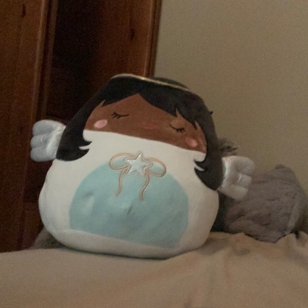 Angel Christmas squish mellow